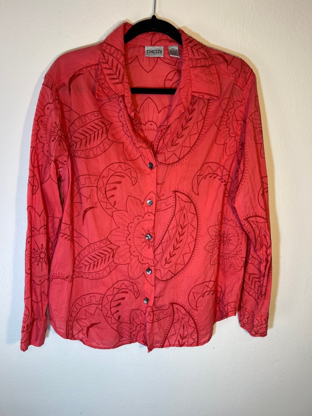 Chico's Coral Red Monochromatic Embroidered Floral Button Down Shirt Cotton 2